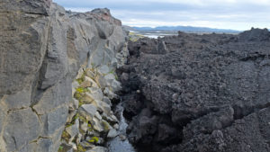 Island - ny og gammel lava