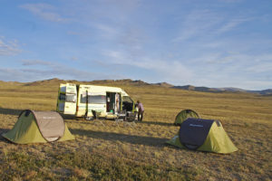 Mongolia gobi camping