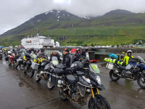 Island - motorsykler i fergekø