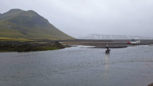 Island - veier og elvekrysning